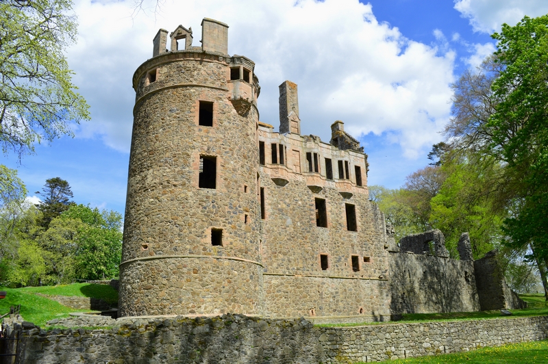 Huntly Castle