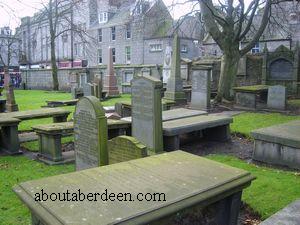 st nicholas church gravestones